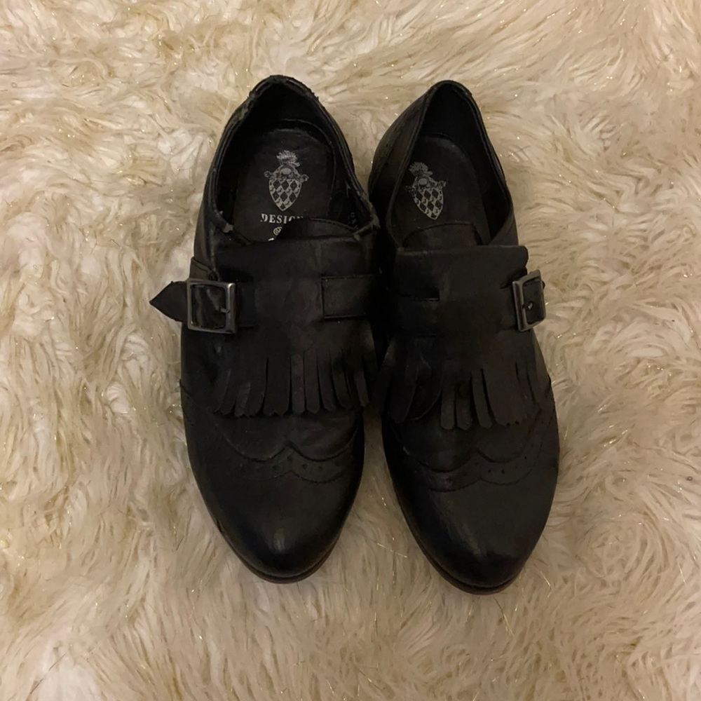 Black cute flats